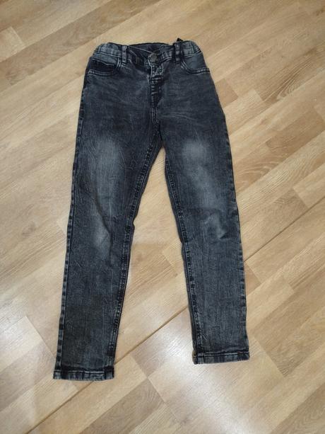 Chlapčenské rifle, sinsay,128