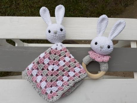 Hackovana hrkalka slon, hroch, zajko, 