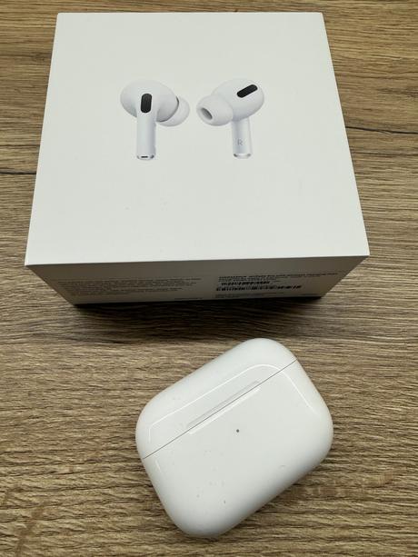 Apple airpods pro puzdro, apple