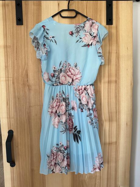 Spoločenské saty, 38