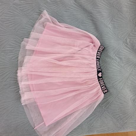 Ružová tylová suknička, 152