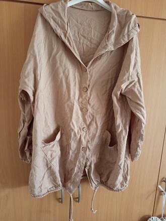 Krémova košeľa s kapucnou,