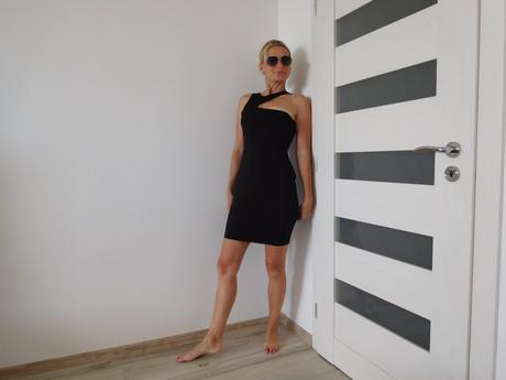 Asoos šaty 32, elastické, 32