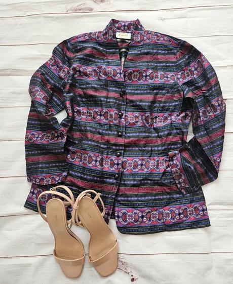 Krásna zaujímavá blúzka, m