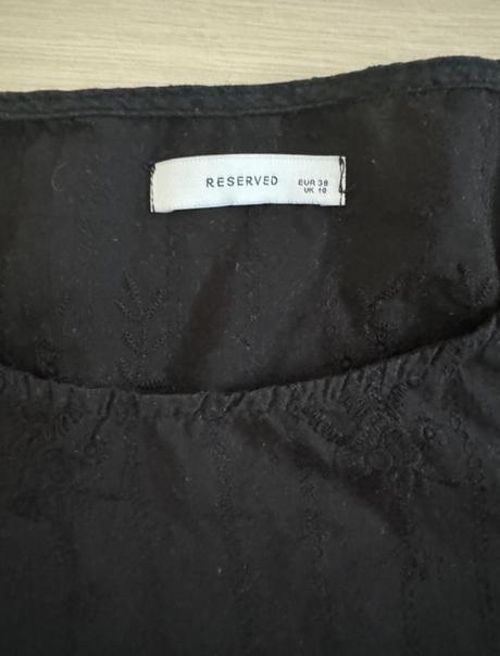 Čierna bluzka, reserved,38