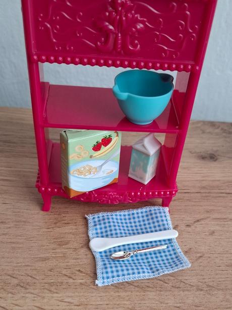 Bratz yasmin obchod + doplnky, 