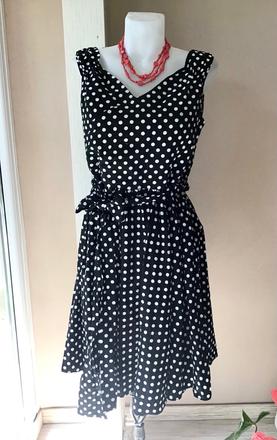 Bodkovane bavlnene saty, 40