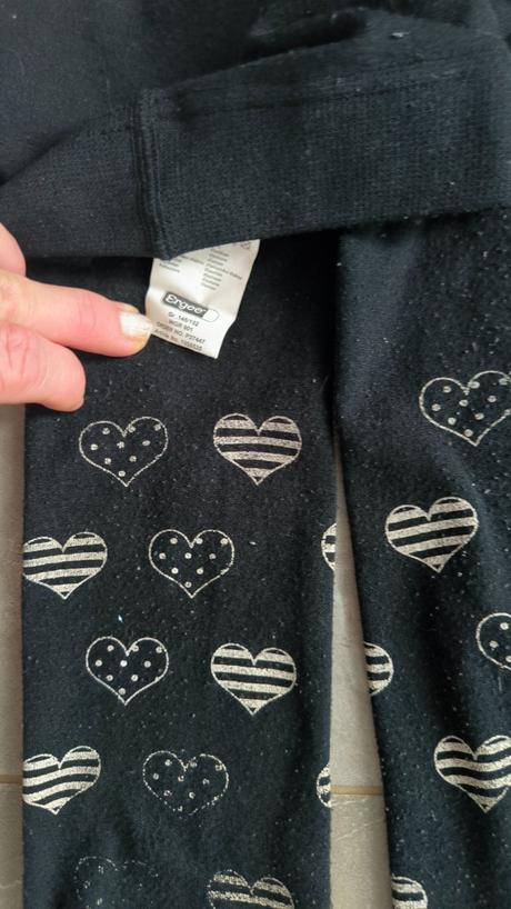 Nové a zánovné pančuchy pre dievča v.146,152 a 158, 152