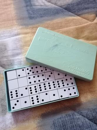 Domino spoločenská hra,