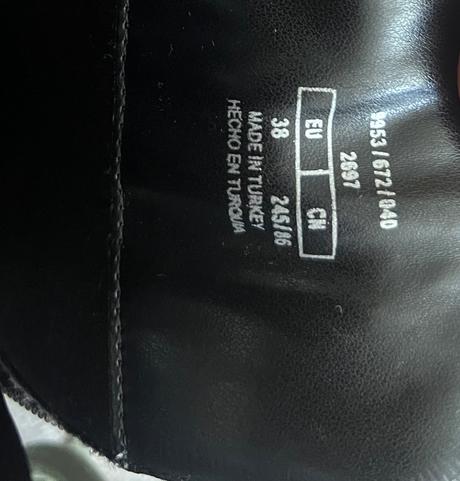 Čižmy, stradivarius,38