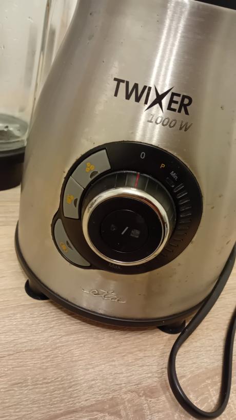 Stolný mixér eta twixer 1000w, eta