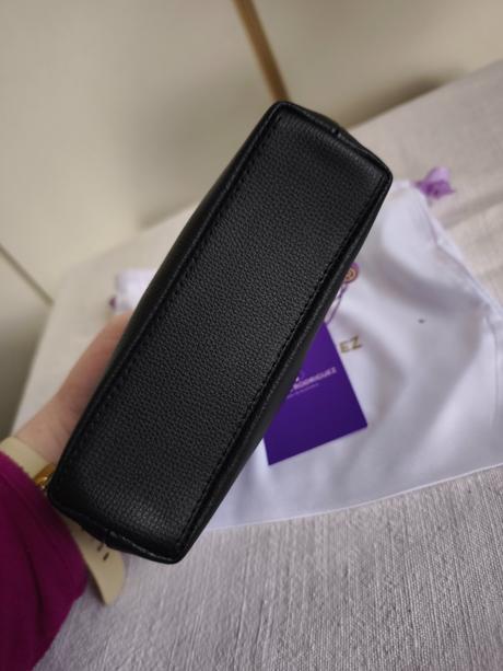 Čierna kožená kozmetická taštička dajana rodriguez, dajana rodriguez