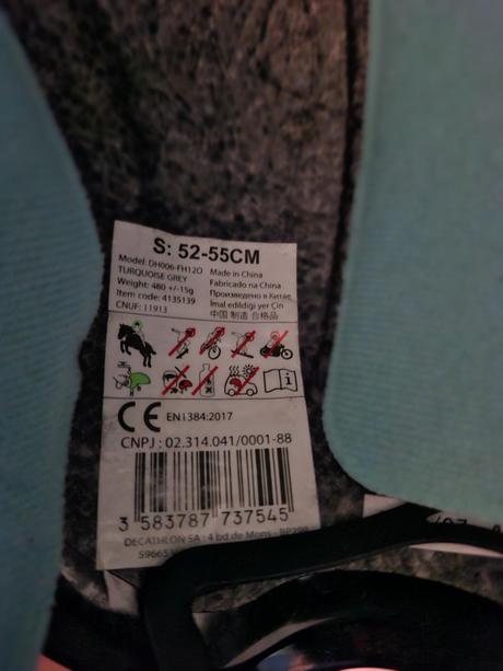 Detska/juniorska jazdecka prilba,