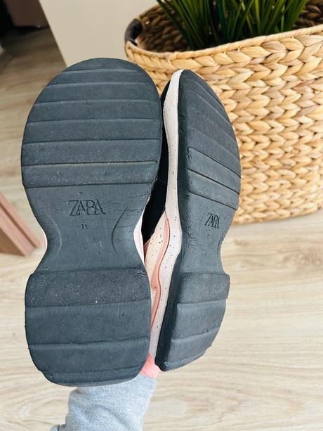 Štýlové ponožkové tenisky značky zara, zara,34