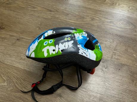 Chlapčenská cyklistická prilba, s