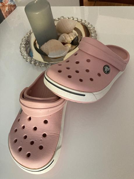 Crocs, crocs,33