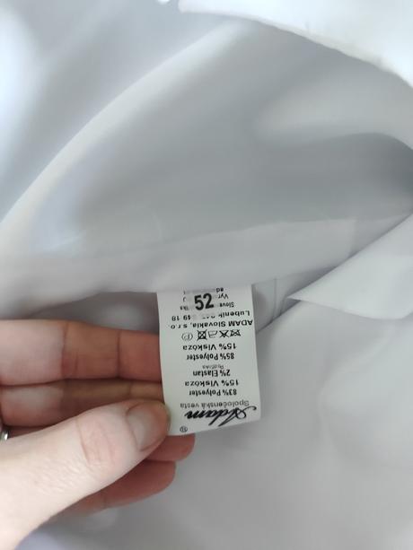 Svadobná/sviatočná vesta, 52