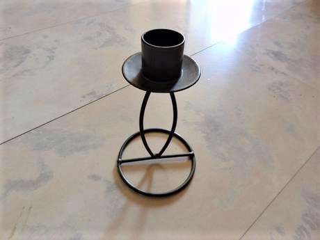 Elegantný svietnik, 