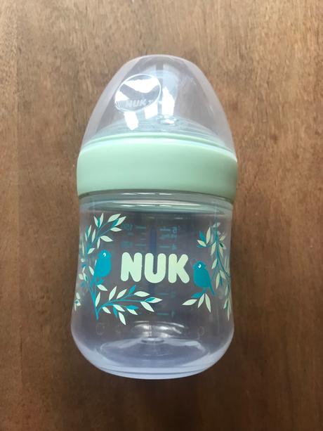 Dojčenská fľaška nuk, nuk
