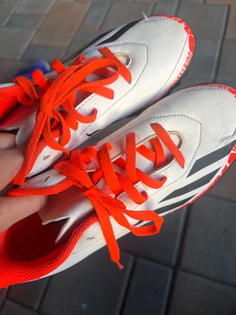 Halovky adidas, adidas,35