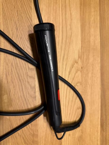 Multistylingová kulma na vlasy rowenta karl lagerf, 