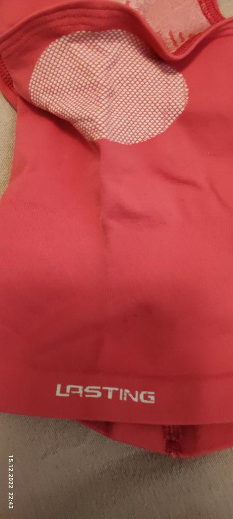 Kukla pod prilbu, <50