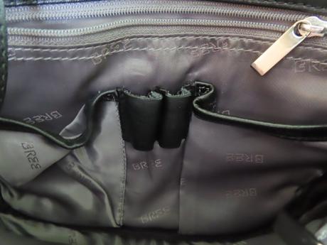 Bree, čierna kožená crossbody kabelka,