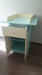 Prebaľovací pult - skrinka,