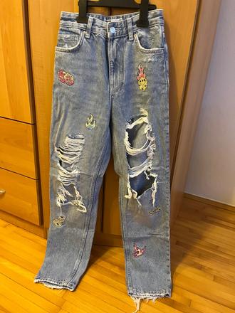 Rifle trhané, bershka,32