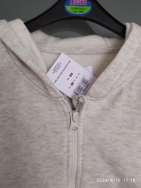 Mikina na 11 rokov, 152