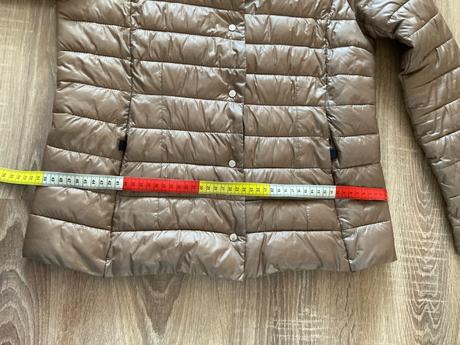 Vetrovka, reserved,38