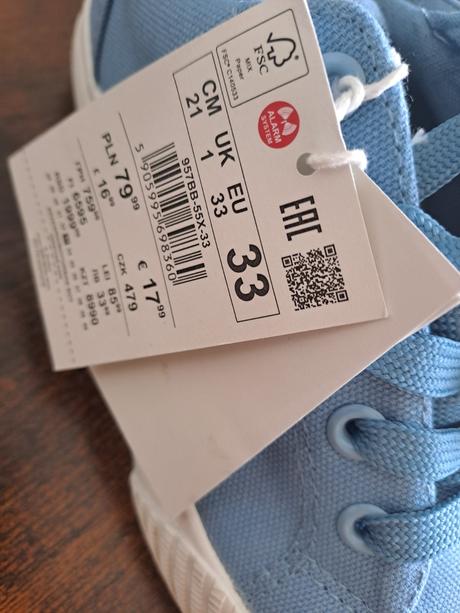 Tenisky, reserved,33