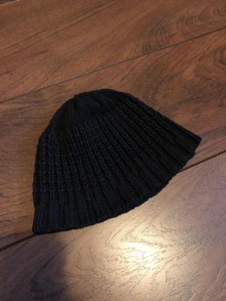 Detská čierna čiapka, 98