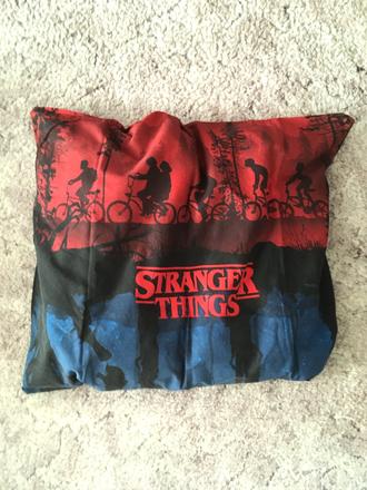 Obliečka na vankúš stranger things, šírka (cm): 70,dĺžka (cm): 80