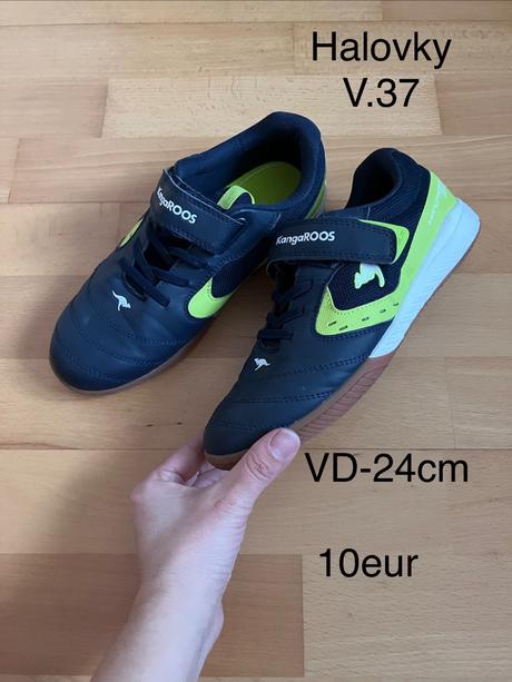 Halovky, kangaroos,37