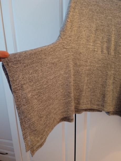 Asymetrické tričko, 46