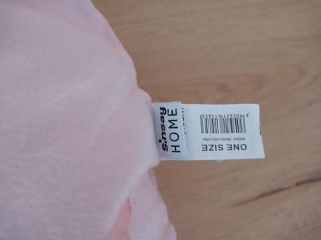 Vankúšik s dievčatkom, 