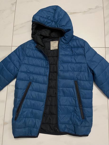 Zara tenka vetrovka, zara,140