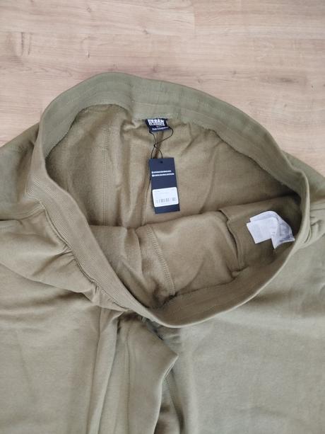 Nové tepláky pánske urban classics basic olivové, xxxl