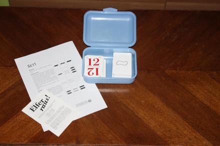 2x kartova hra - set a elfer raus - od 10 rokov,