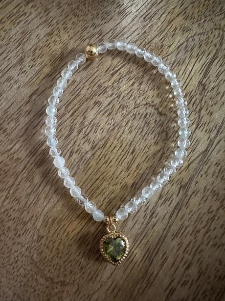 Náramok krištáľ so srdiečkom,