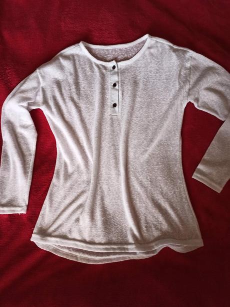 Dlhší biely top, m