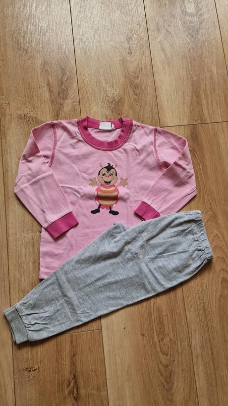 Pyžamo zn. slovenka veľ. 92., slovenka,92