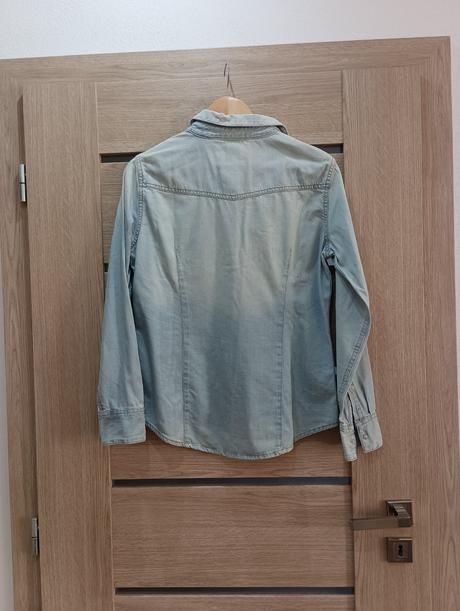 Riflová košeľa, 42