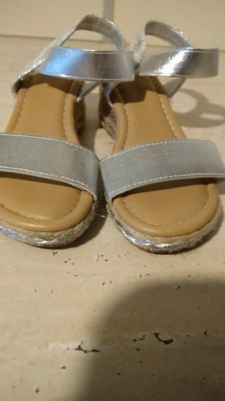 Strieborné sandále č31, deichmann,31