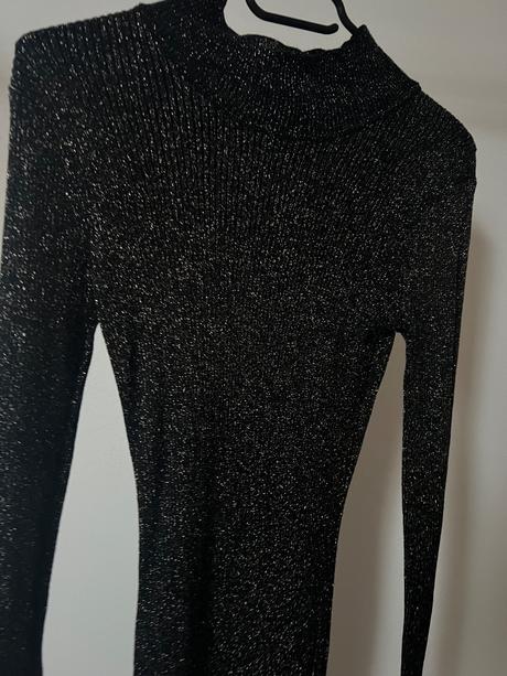 Trblietavé upletove saty, gate,m