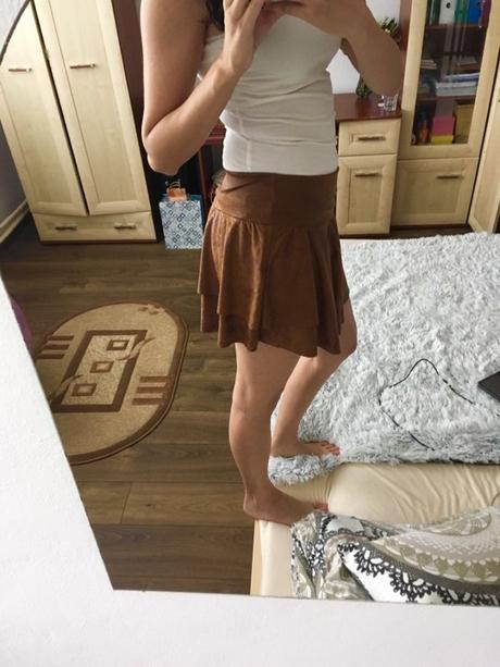 Jelenicova sukňa, s