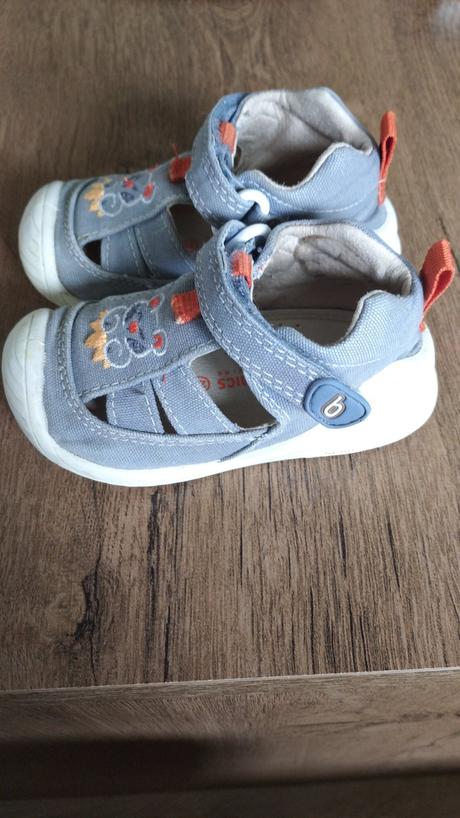 Platené sandálky biomecanics 20, 20