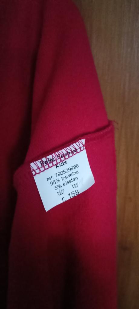 Dievčenské šaty, 158