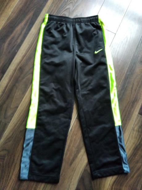 Nike tepláky, nike,116